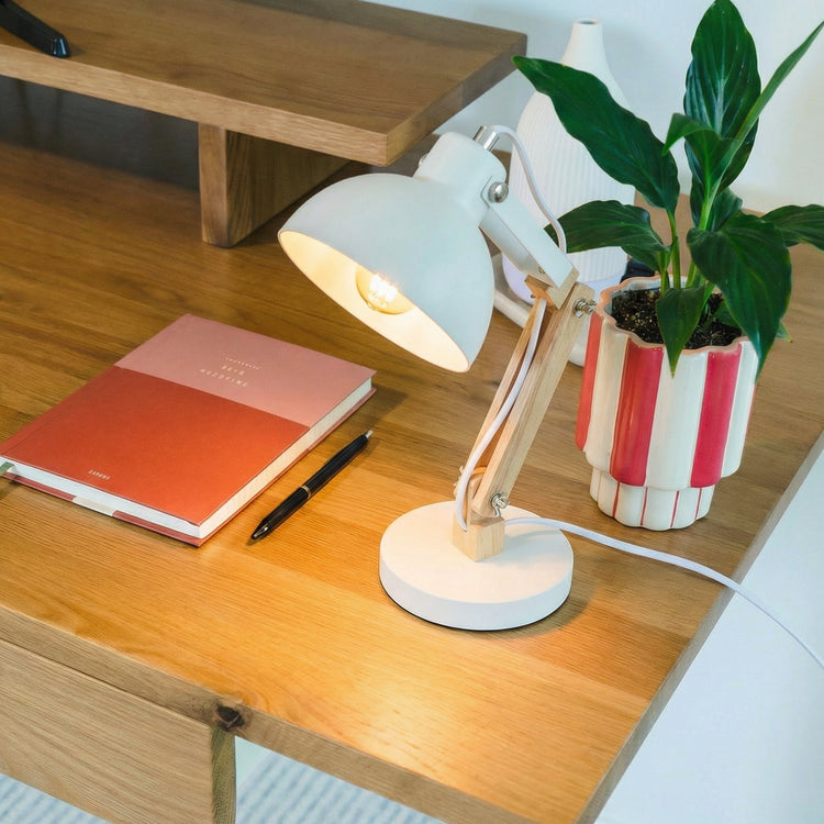 Desky Axis Schreibtischlampe aus Holz