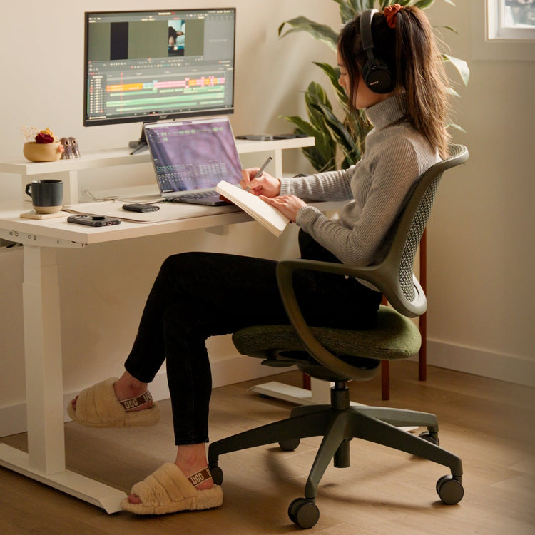 Desky Evoque ergonomischer Bürostuhl mit niedriger Rückenlehne