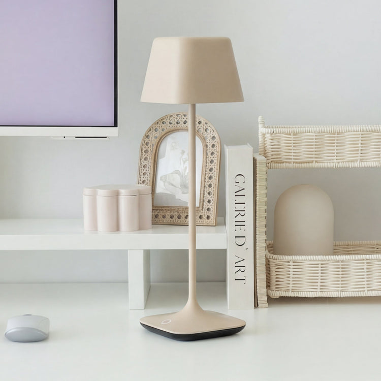 Desky Cube kabellose Schreibtischlampe