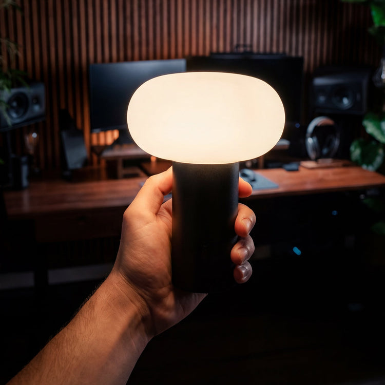 Desky Eclipse Cordless Desk Lamp