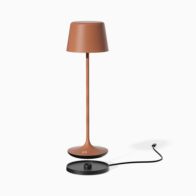 Desky Silhouette kabellose Schreibtischlampe