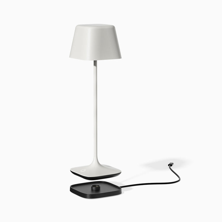 Desky Cube kabellose Schreibtischlampe